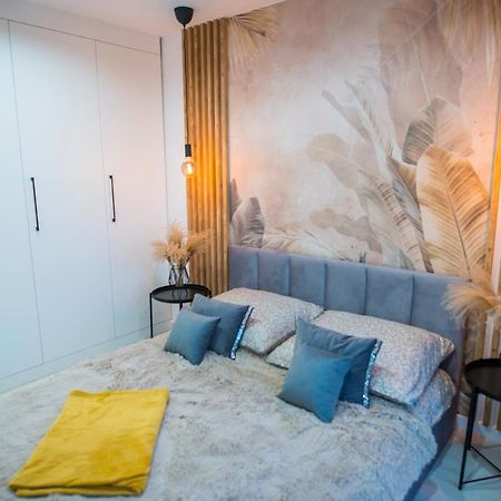 Nowoczesny Apartament Ludova Biskupiec  Luaran gambar