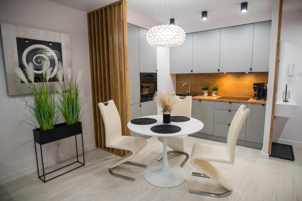 Nowoczesny Apartament Ludova Biskupiec  Luaran gambar