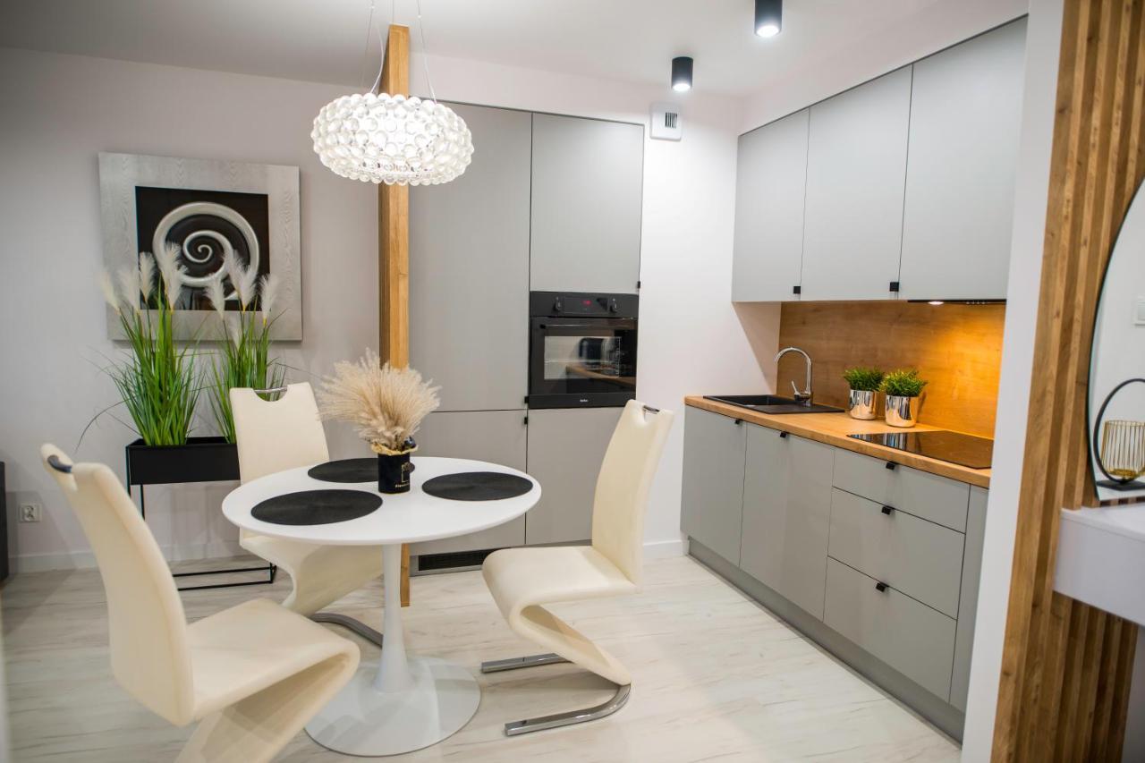 Nowoczesny Apartament Ludova Biskupiec  Luaran gambar