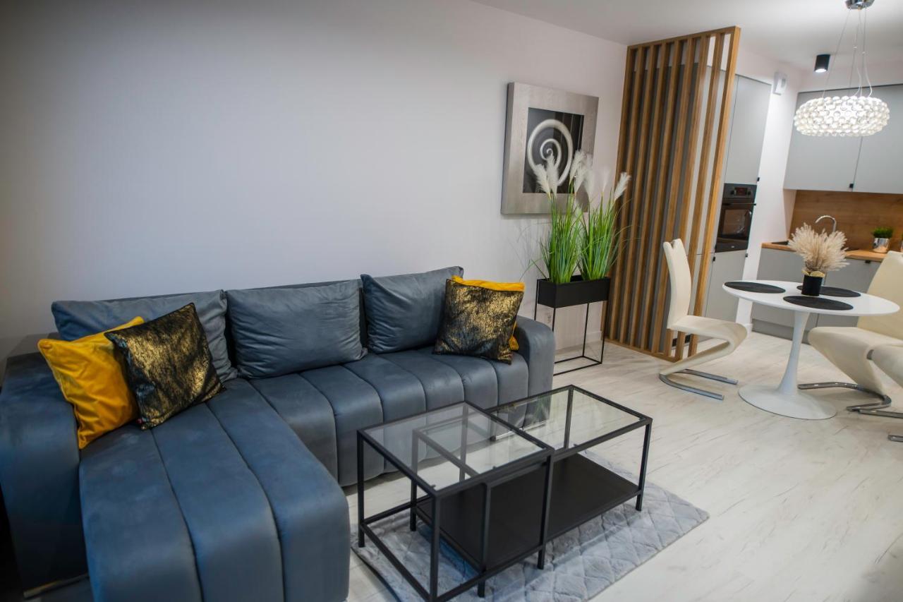 Nowoczesny Apartament Ludova Biskupiec  Luaran gambar
