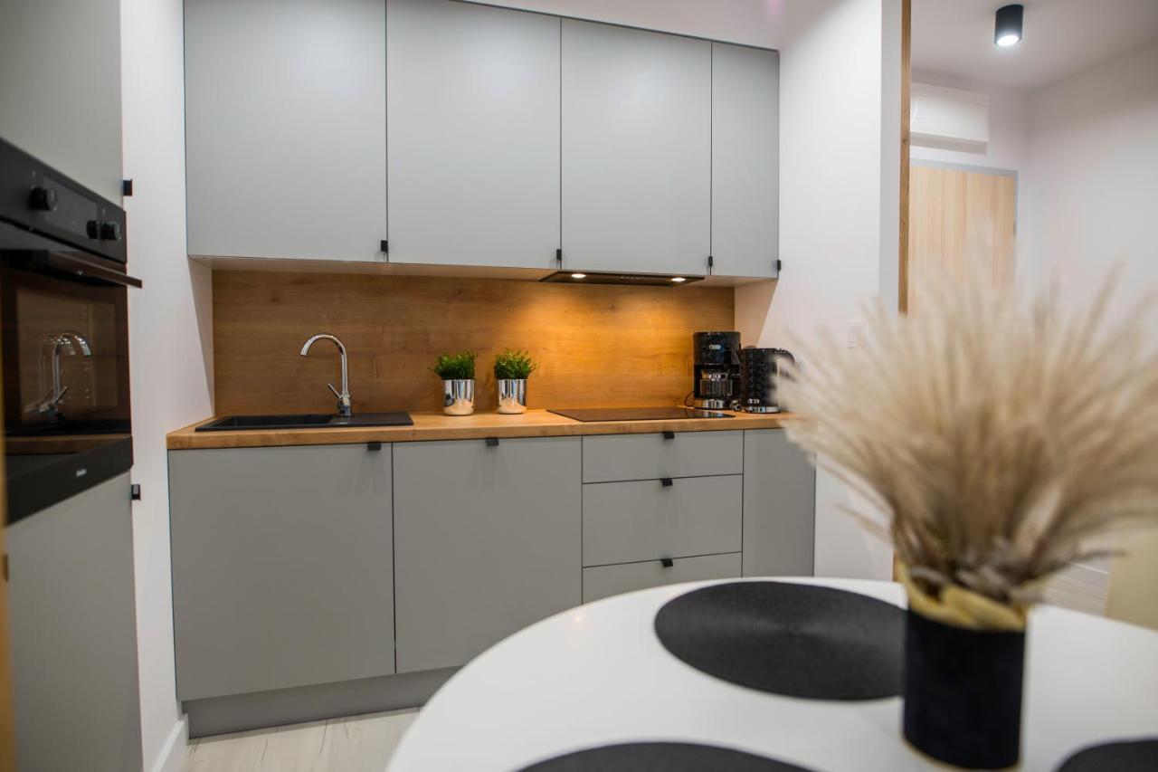 Nowoczesny Apartament Ludova Biskupiec  Luaran gambar